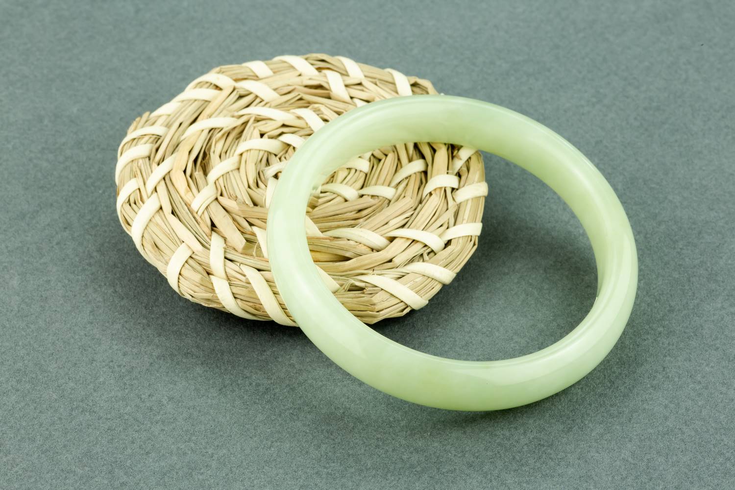Bracelet Jonc Jade Le Chemin De La Soie Bijoux Bracelet Jonc Jade Le Chemin De La Soie Bijoux