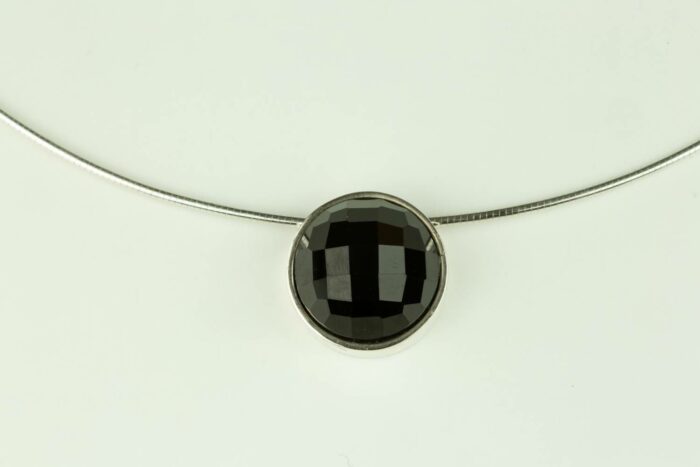 Collier Onyx facetté sur argent